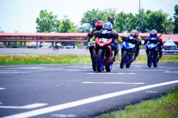 Bupati Muba Saksikan Ketegangan Final Cabor Bermotor Porprov Sumsel XV di Skyland Sekayu