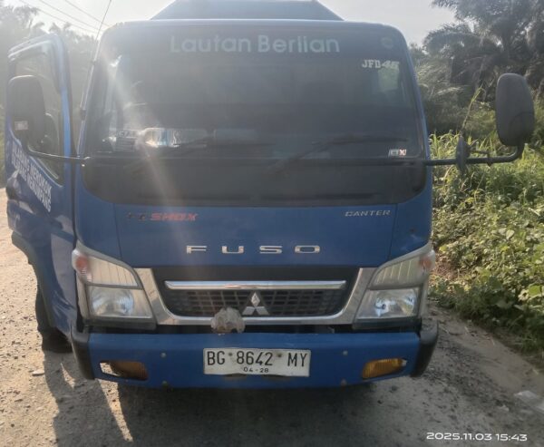 Angkutan Minyak Ilegal Berkeliran Melintas di Jalanan: Wajah Buram Penegakan Hukum di Muba!”