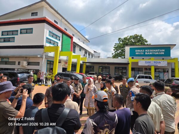 Tuntut Transparansi Anggaran, Massa KAMUS Geruduk Dinkes dan Kejari Muba