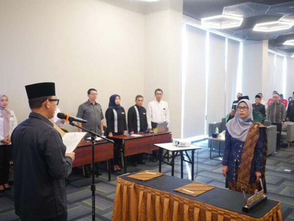 Lantik Nilawati Sebagai Dirut Baru BPR Baturaja, Bupati OKU Tekankan Inovasi dan Kepercayaan Masyarakat