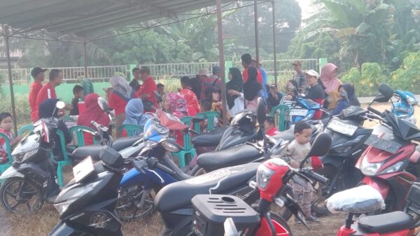 Warga Jalan AMD Dusun Bagan Gelar Gotong Royong Bersihkan Jalan & Pemakaman Umum, Bukti Semangat Kekompakan Warga